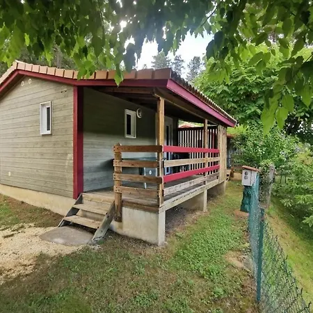 Zecamping 4 Animaux Acceptes Avec Piscine Chauffee Toboggan Et Tennis 4*