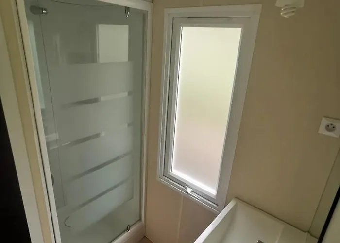 4 étoiles - Piscine - Ccbehfc 4* Ucel